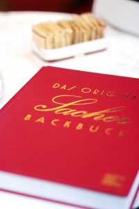 original-sacher-backbuch